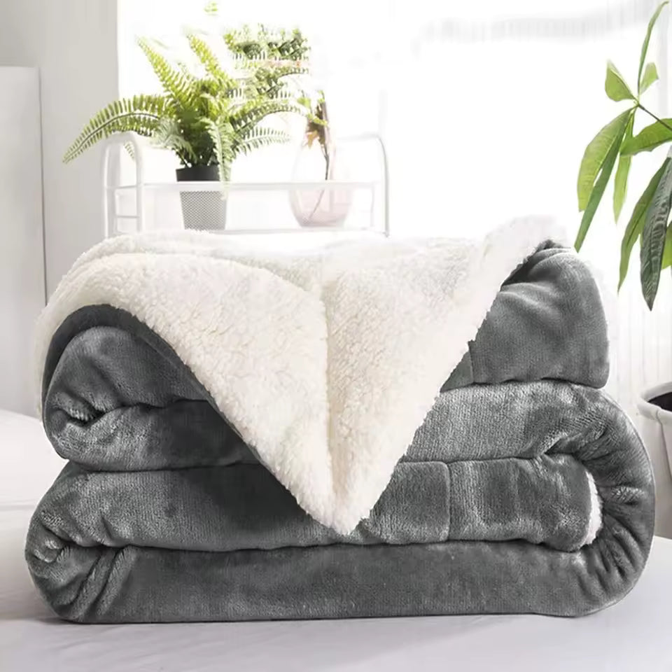 Soft Sherpa Blanket - Warm Throw Blanket for Bed, Couch & Sofa