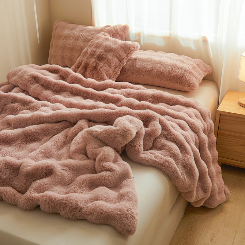Rabbit Faux Fur Blanket - Ultra Soft Plush Wave Texture