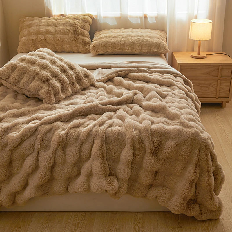 Rabbit Faux Fur Blanket - Ultra Soft Plush Wave Texture
